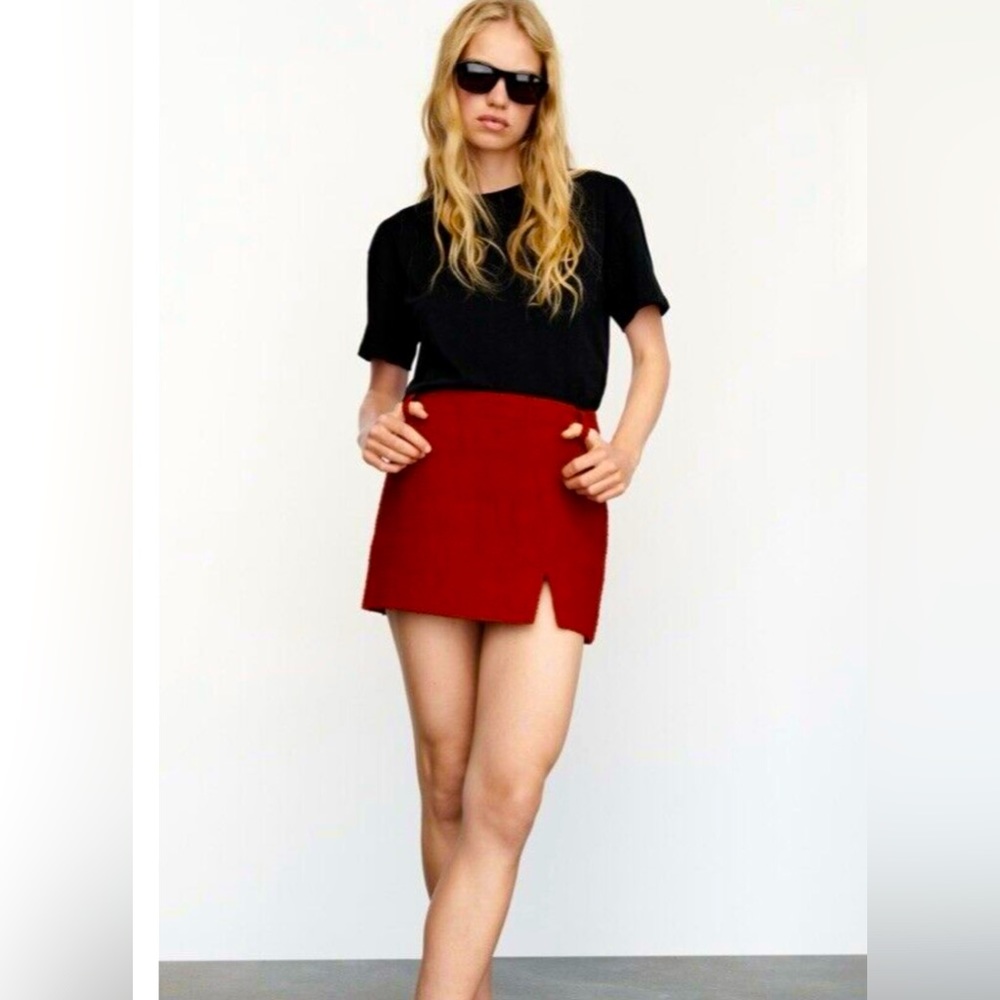 NWOT ZARA HIGH-WAIST MINI TEXTURED SKIRT